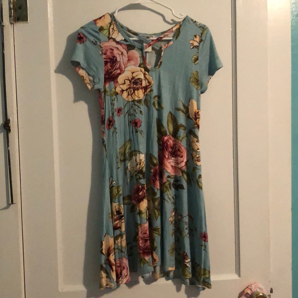 Hawaiian floral dress